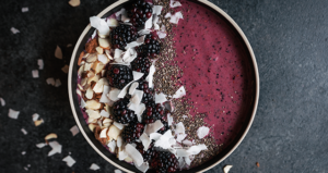 Pomegranate smoothie Bowl