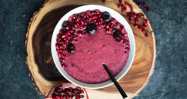 640x340 - Cherry Pomegranate Smoothie Bowl - Lifeway Kefir