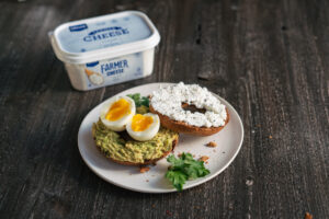 Avocado Farmer Cheese Breakfast Bagel