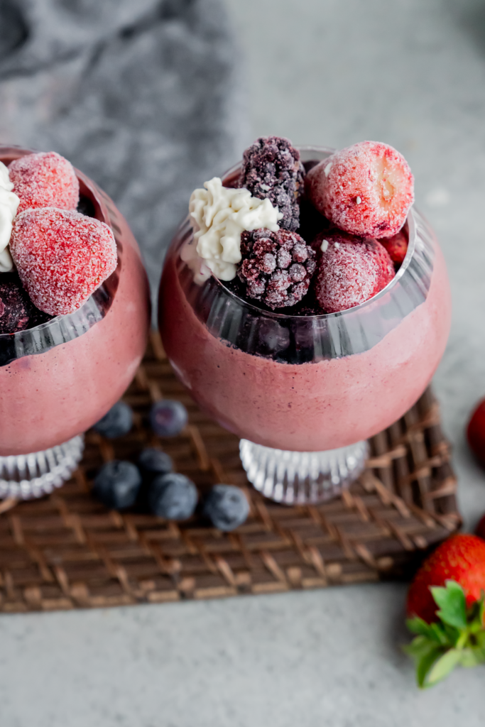 Berry Green Kefir Smoothie made with Lifeway Kefir