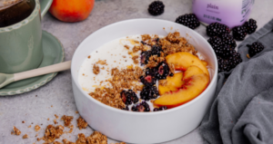 Blackberry Peach Kefir Bowl made with Lifeway Kefir