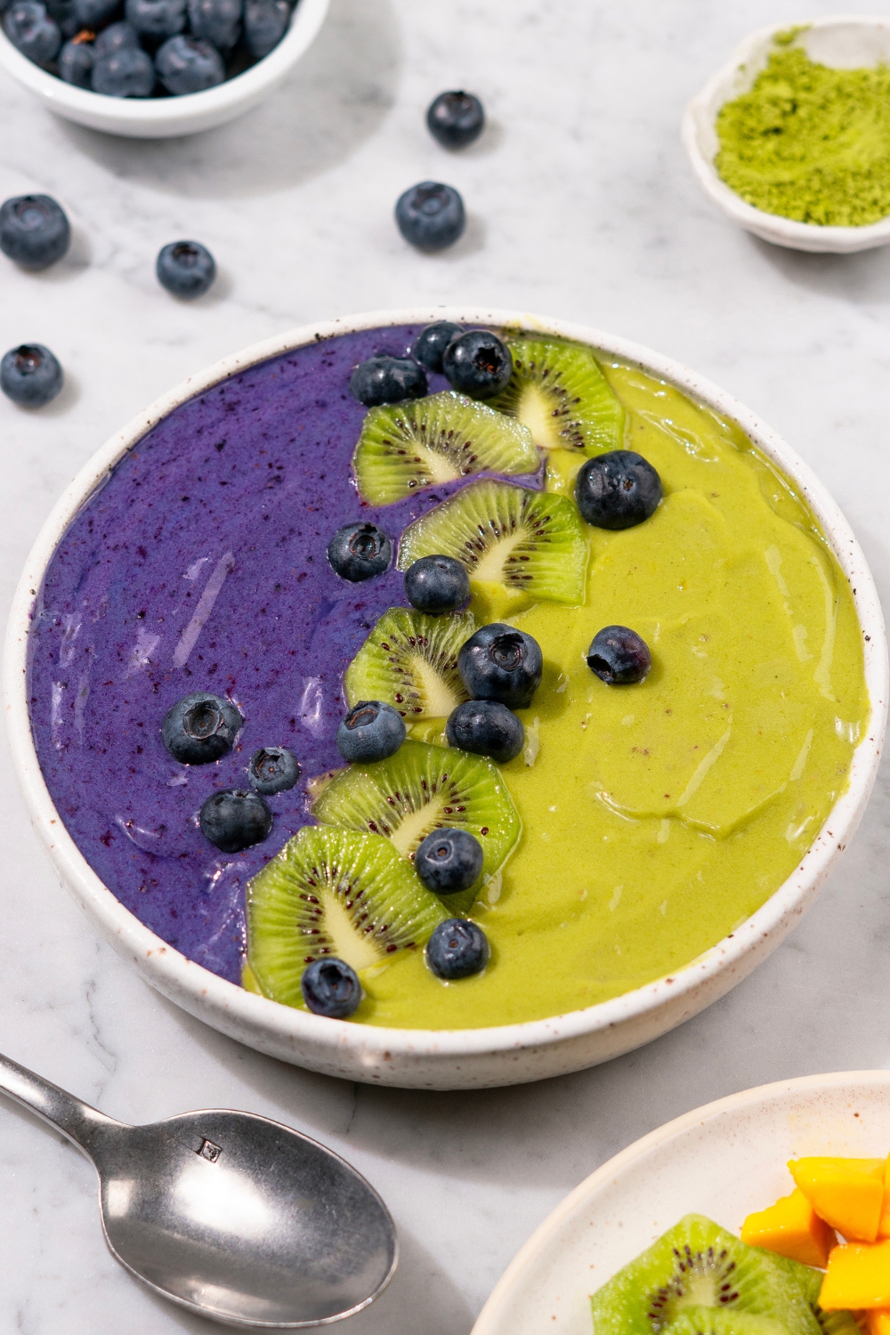 Blueberry Matcha Smoothie Bowl made with Lifeway Kefir