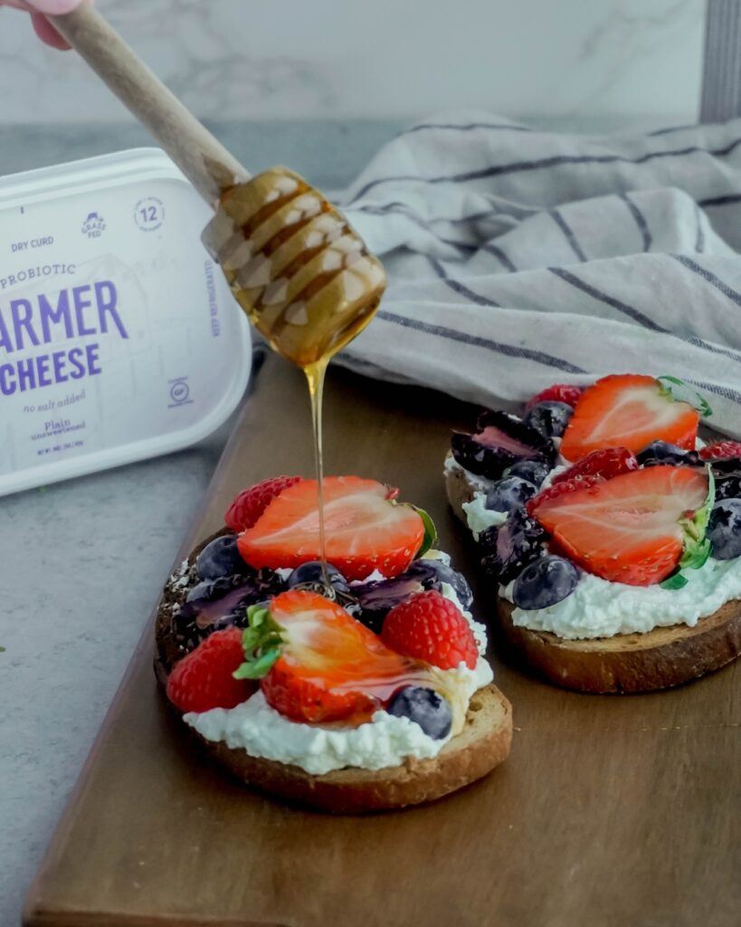 Farmer Cheese Febru-berry Toast