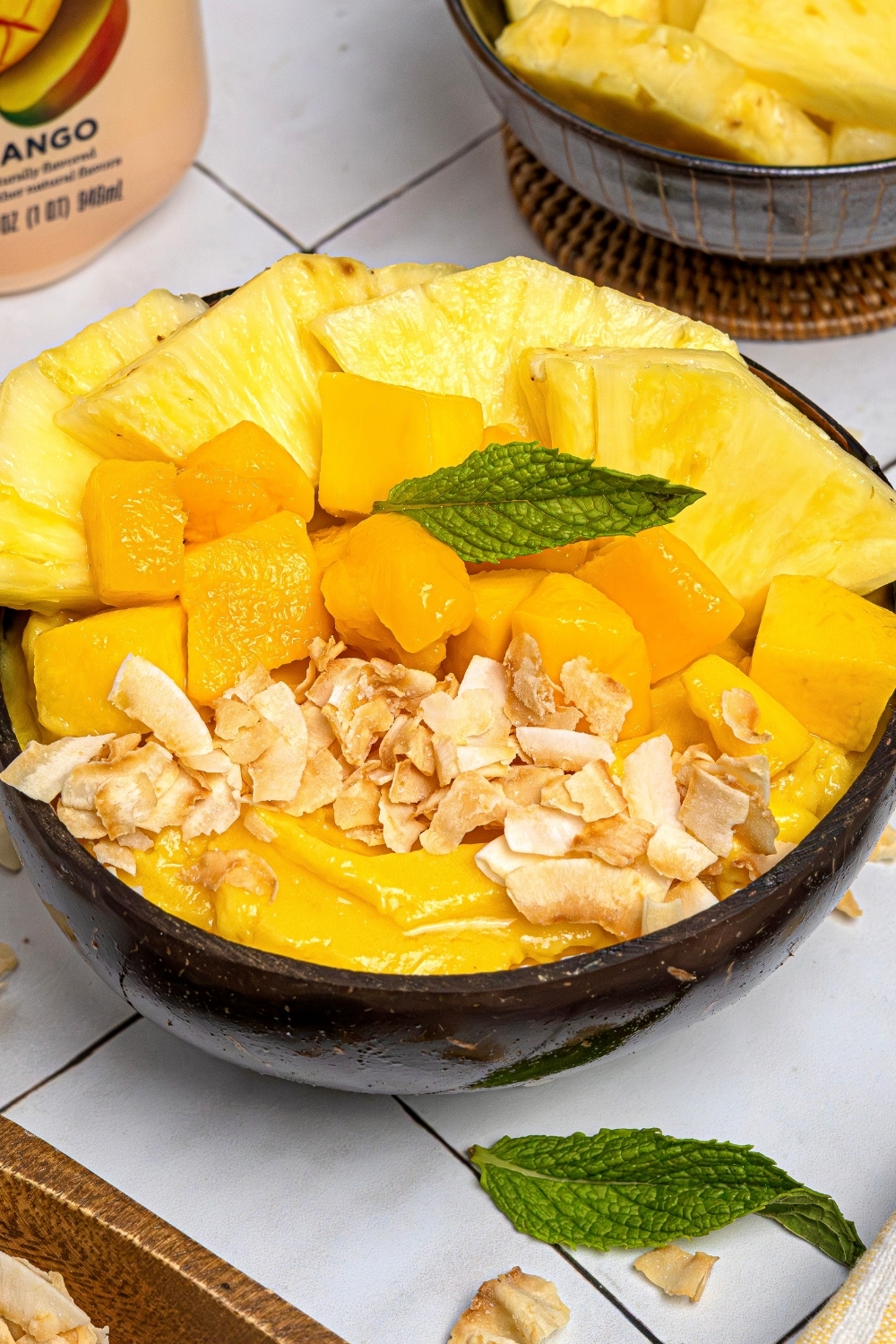 Mango Pineapple Smoothie Bowl made with Lifeway Kefir