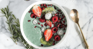 Spirulina Holiday Smoothie Bowl made with Lifeway Kefir