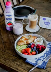 Lifeway Kefir and Farmer Cheese Protein Breakfast